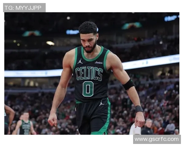 塔图姆与布朗在关键时刻表现低迷合计12投仅1中影响球队胜负